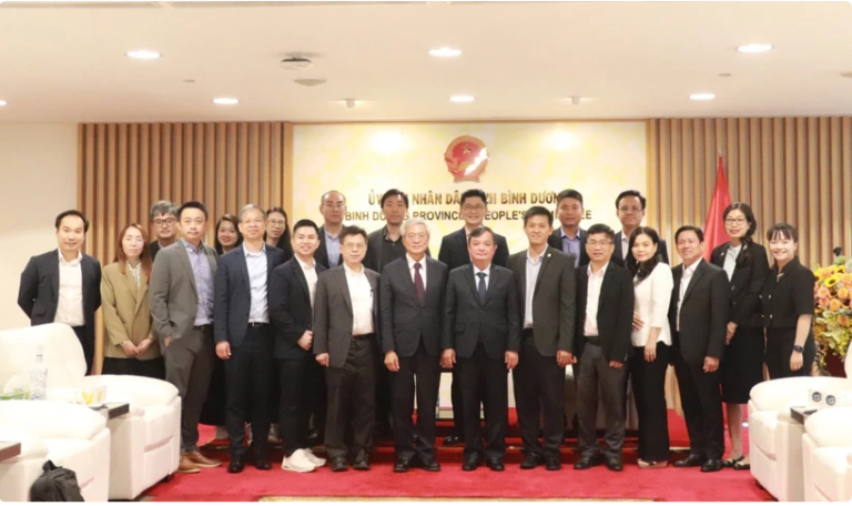 众多科技巨头“涌入”越南工业重镇平阳省